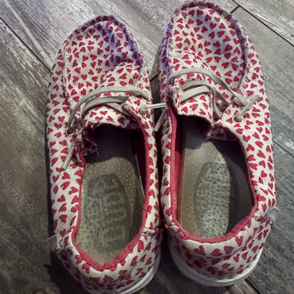 Hey Dude Kids Sneakers - Red Heart Pattern